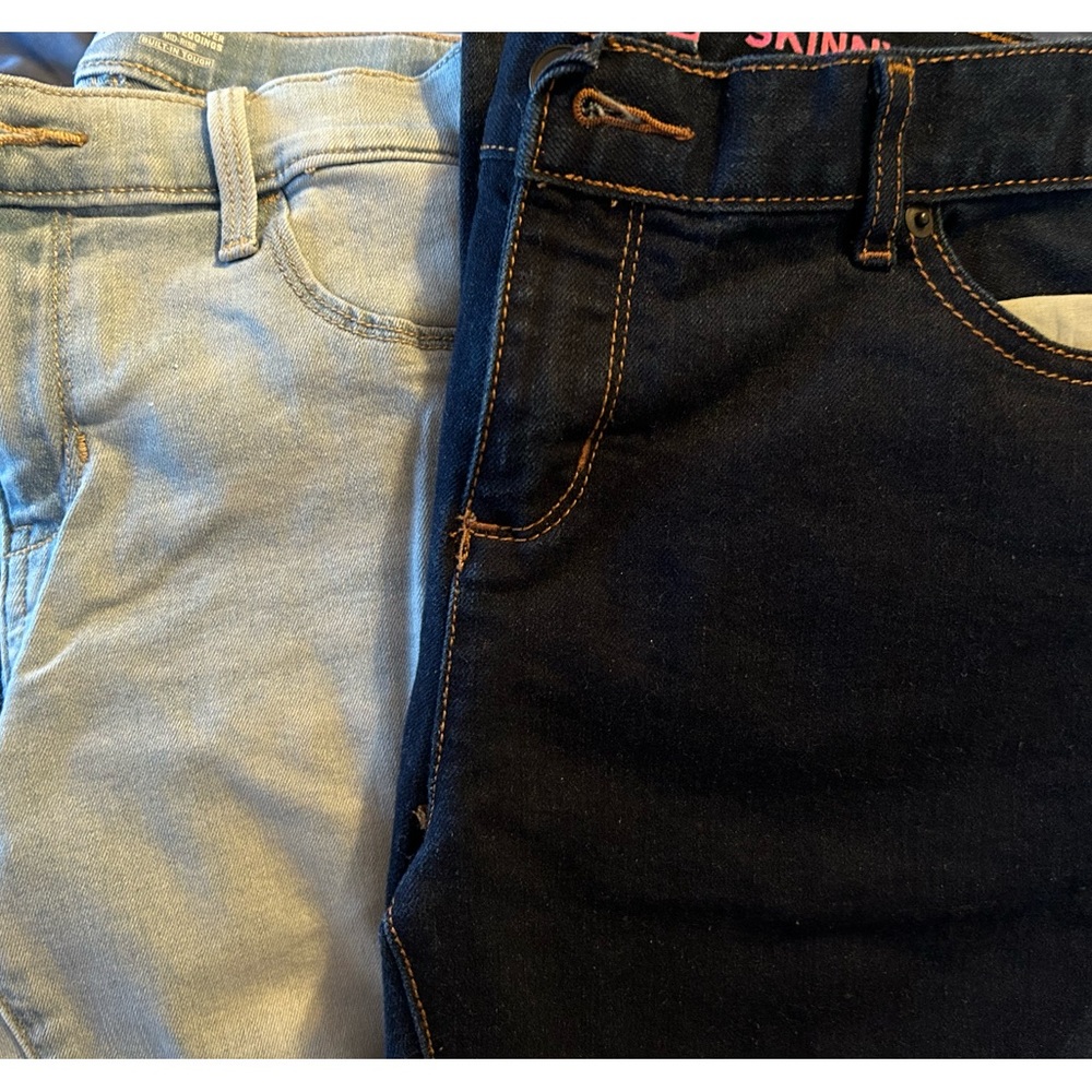 2 Pairs of Girls Size Extra Large (14) Jeans
